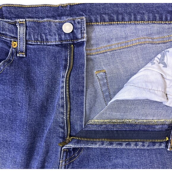 Levi‎ Denim Straight-Leg Jeans With Classic Fit & Zipper Fly Waist  36 Length 30 - Picture 6 of 14